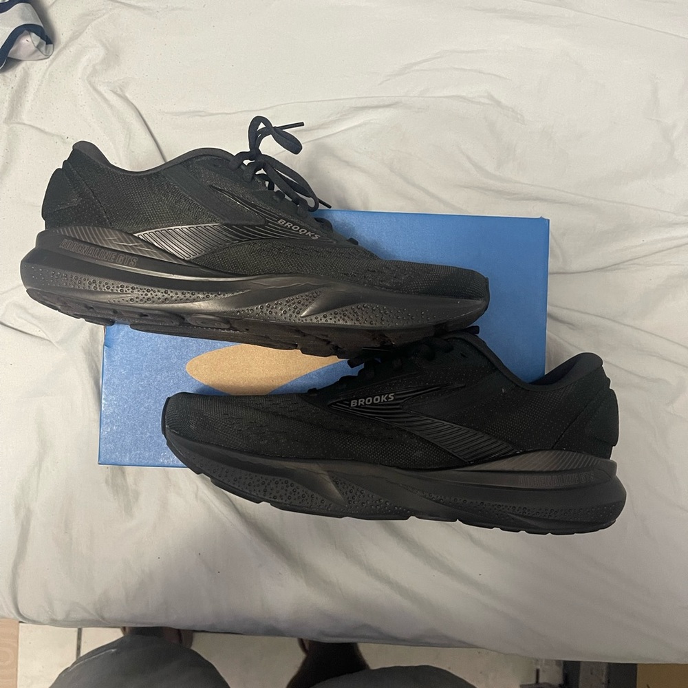 Brooks adrenaline gts 24